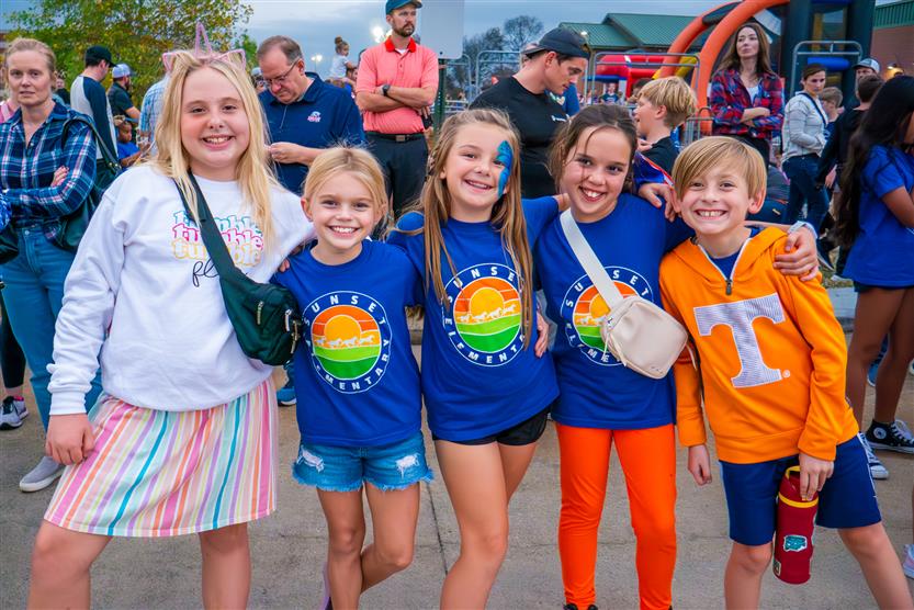 Sunset Elementary community enjoys Fall Carnival